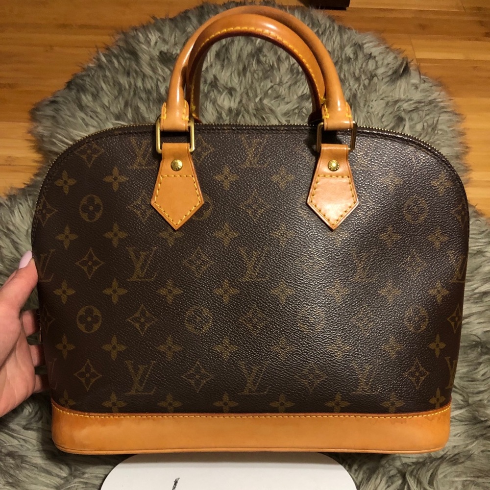 Louis Vuitton Alma